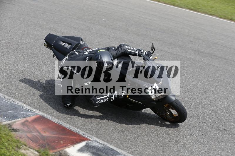 /Archiv-2024/29 12.06.2024 MOTO.CH Track Day ADR/Gruppe blau/81